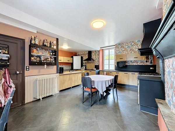 Maison Soeurdres 13 pièce(s)