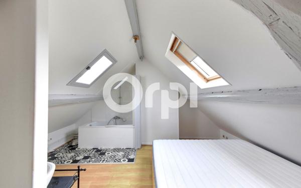 Appartement à vendre    2 pièces • 19 m2 Senlis