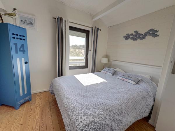 GUJAN-MESTRAS ! Maison 5 pièces de 107 m2, piscine, terrasse, parcelle exposée Ouest !