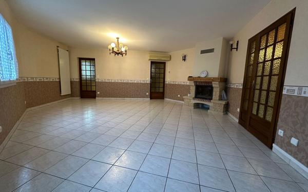 Maison à vendre    4 pièces •  Aire-sur-l'Adour