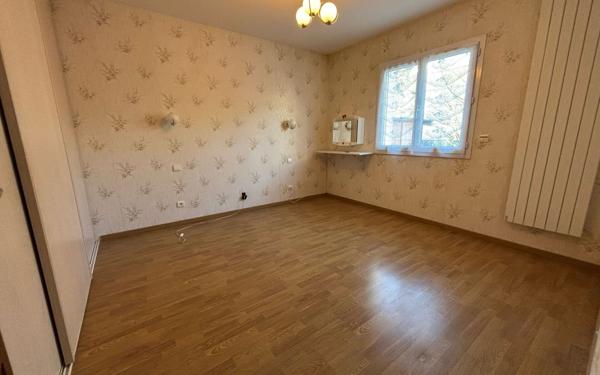 Maison à vendre    4 pièces •  Aire-sur-l'Adour