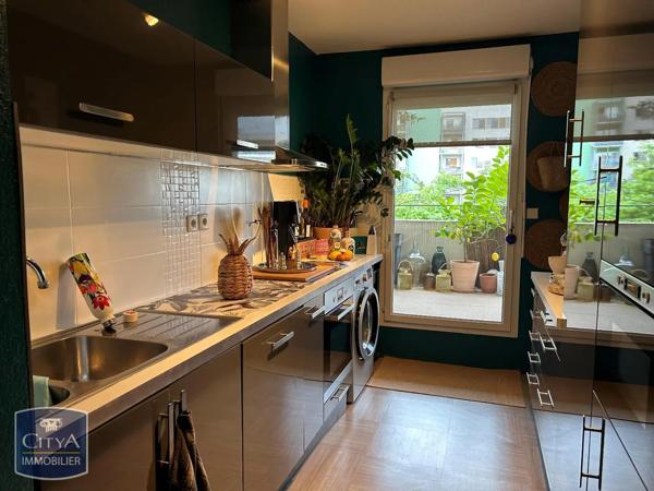 Appartement à louer 4 pièces 97.56m² Montpellier (34070)