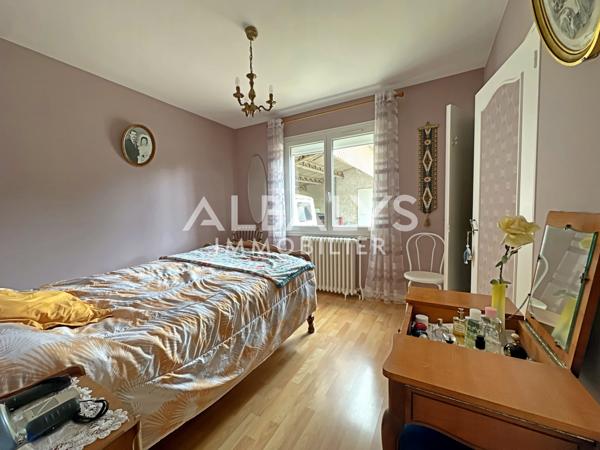 Maison 4 pièce(s) 3 chambre(s) 121 m²