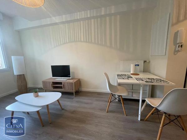 Appartement à louer 2 pièces 36.46m² Le Mans (72000)