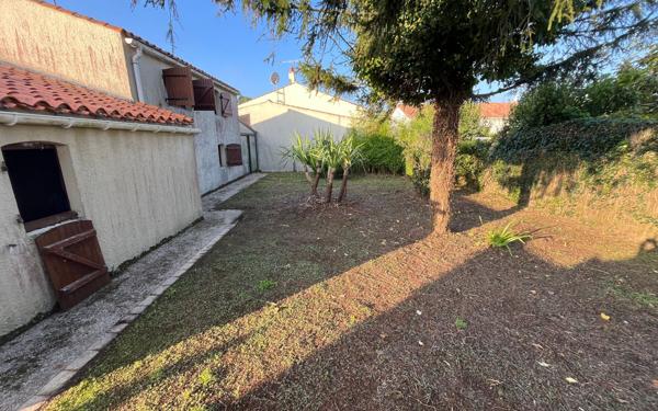 Maison à vendre    2 pièces •  Jard-sur-Mer