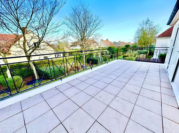 Maison 3 chambres 84m2 proche RER