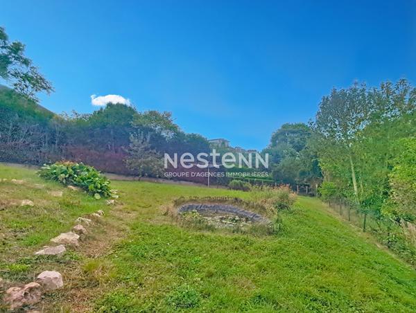 Maison d'architecte 8 pièces, 206 m², située Vernouillet, 600 mètres de la gare SNCF de Dreux