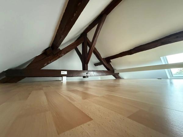 Location Appartement 1 pièces 25 m2 à Combs-la-Ville