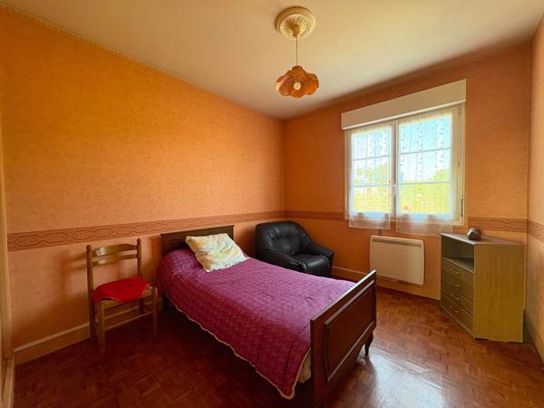 MAISON 5 PIÈCES 110M2 AVEC DÉPENDANCE SUR UN HECTARE DE TERRAIN