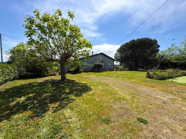 MAISON 5 PIÈCES 110M2 AVEC DÉPENDANCE SUR UN HECTARE DE TERRAIN