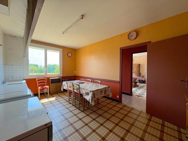 MAISON 5 PIÈCES 110M2 AVEC DÉPENDANCE SUR UN HECTARE DE TERRAIN