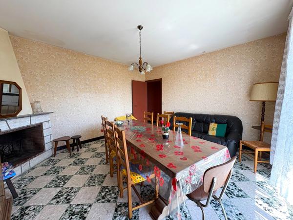 MAISON 5 PIÈCES 110M2 AVEC DÉPENDANCE SUR UN HECTARE DE TERRAIN