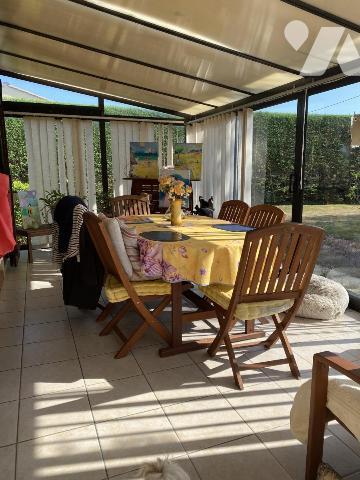 SAINT JULIEN DES LANDES Maison avec beau terrain