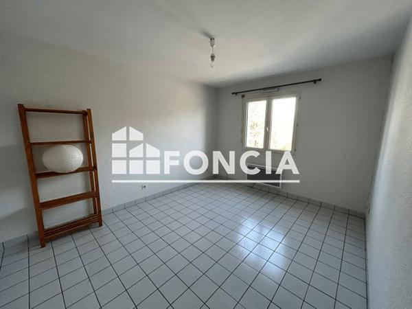 Location Appartement 2 pièces 32.18 m² - 20/22 AV DU RECTEUR PINEAU Poitiers 86000