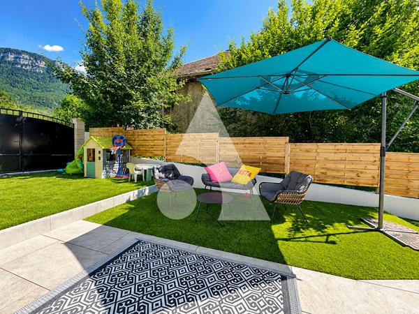 Maison 7 pièces 196.2 m2