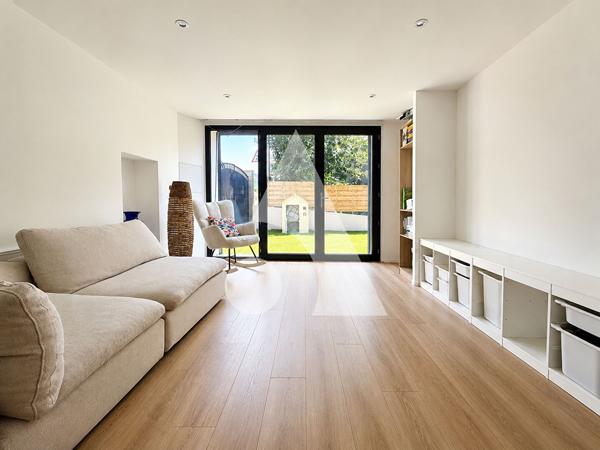 Maison 7 pièces 196.2 m2
