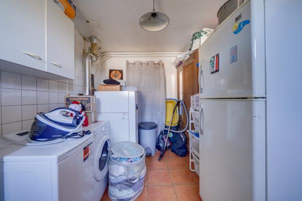 Audenge (33980) Maison 6 pièces 132m2 habitables avec terrasses sur parcelle d'environ 1057m2