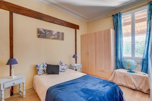 Audenge (33980) Maison 6 pièces 132m2 habitables avec terrasses sur parcelle d'environ 1057m2