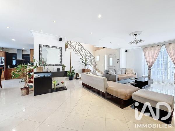 Maison à vendre 7 pièces 190 m² Pontault-Combault
