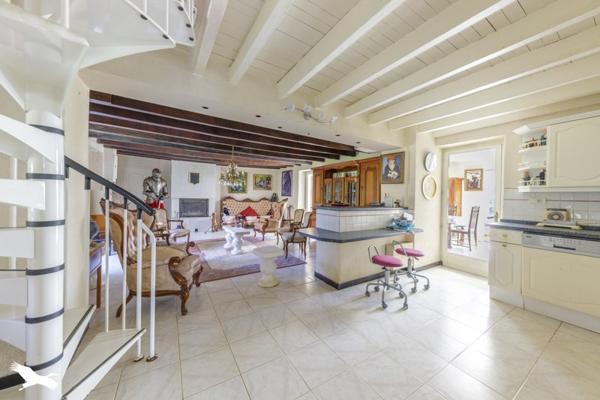 Maison à vendre |                                       Budelière |                                        6 pièces  |  149 m²