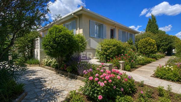 A VENDRE - LE BOULOU - MAISON PLAIN PIED, 4 FACES