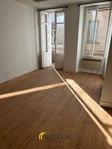 CENTRE-VILLE: Immeuble avec garage et jardin Détails des diagnostics énergétiques