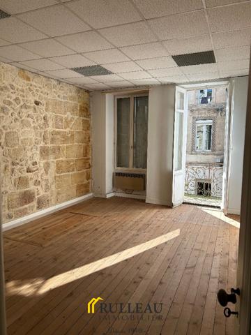 CENTRE-VILLE: Immeuble avec garage et jardin Détails des diagnostics énergétiques