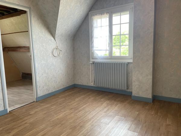 Maison à Louer T4 VANNEs PLOEREN - terrain 1500 m² environ - garage - cave- jardin