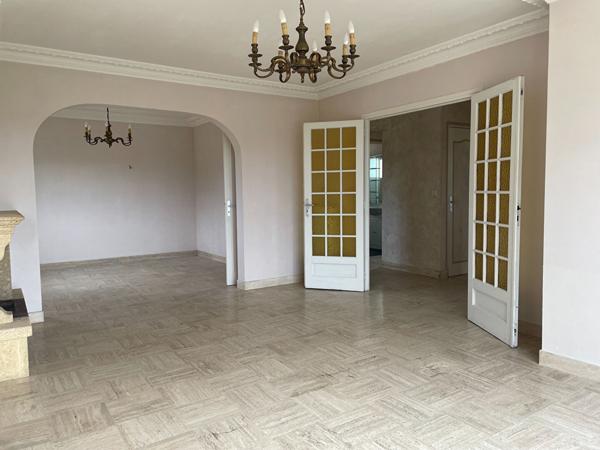 Maison à Louer T4 VANNEs PLOEREN - terrain 1500 m² environ - garage - cave- jardin