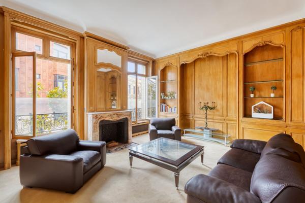Vente Maison de luxe Neuilly-sur-Seine 11 Pièces 1138 m²