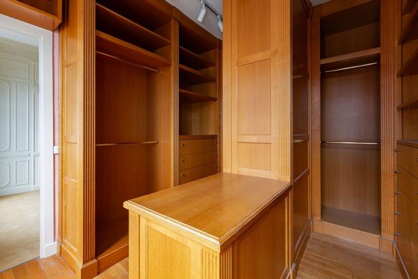Vente Maison de luxe Neuilly-sur-Seine 11 Pièces 1138 m²
