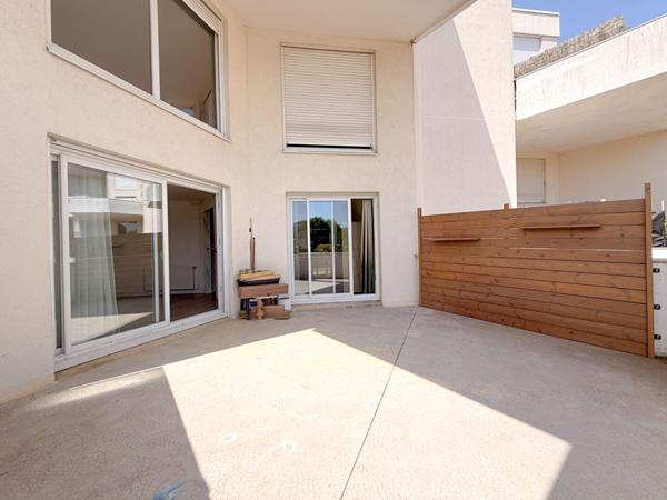 ANGERS - APPARTEMENT T3 DE 82 M² EN DUPLEX AVEC GRANDE TERRASSE ET STATIONNEMENT