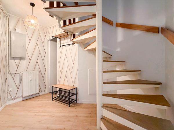 ANGERS - APPARTEMENT T3 DE 82 M² EN DUPLEX AVEC GRANDE TERRASSE ET STATIONNEMENT