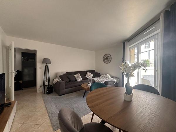 EXCLUSIVITÉ - APPARTEMENT "COUP DE COEUR" AVEC TERRASSE DE 30 m²