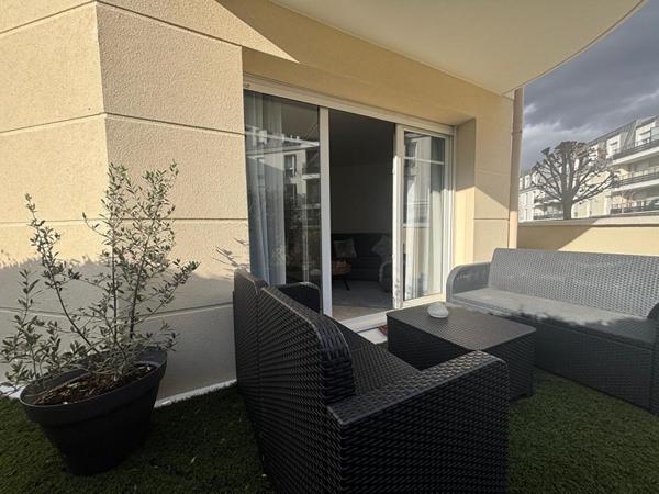 EXCLUSIVITÉ - APPARTEMENT "COUP DE COEUR" AVEC TERRASSE DE 30 m²