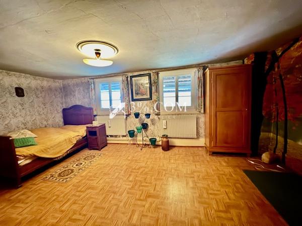 3%COM Corps de ferme avec dépendances 300m2 et jardin 16 ares  Hochfelden (67270)