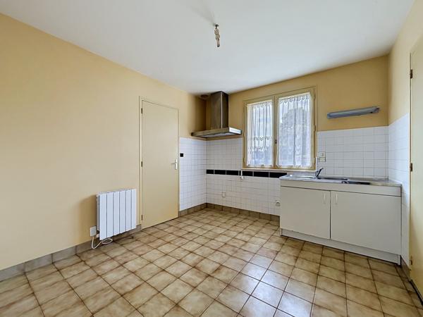 Maison 6 pièces 116 m² à Chavagne avec jardin et garage fermé