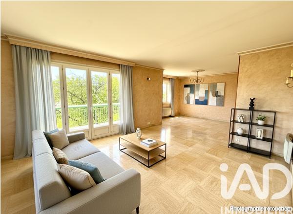 Maison à vendre 5 pièces 153 m² Charnay-lès-Mâcon