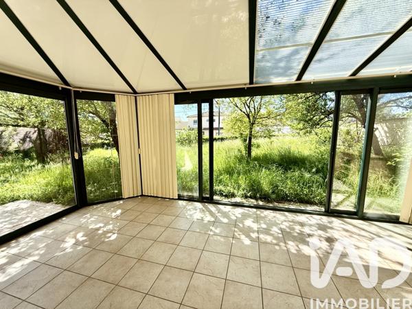 Maison à vendre 5 pièces 153 m² Charnay-lès-Mâcon