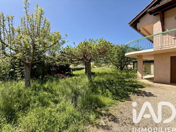 Maison à vendre 5 pièces 153 m² Charnay-lès-Mâcon