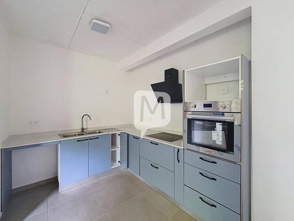 DPT GUYANE, à louer RÉMIRE-MONTJOLY Appartement T3 de 57,65 au 1er étage