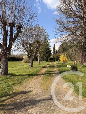 Maison à vendre  8 pièces - 164,90 m2 NEUVY - 03