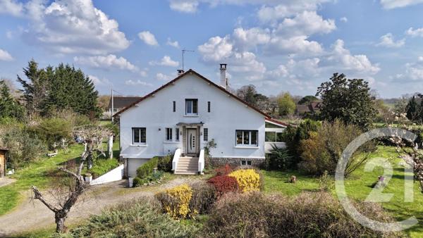 Maison à vendre  8 pièces - 164,90 m2 NEUVY - 03