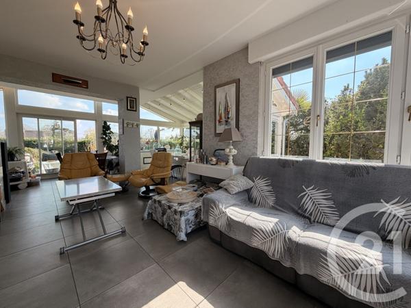 Maison à vendre  8 pièces - 164,90 m2 NEUVY - 03