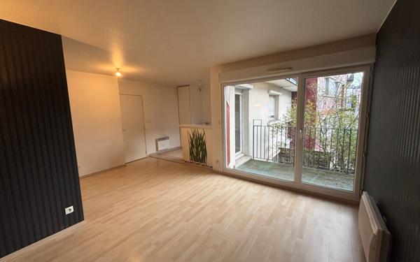 Appartement à louer    1 pièce • 32,77 m2 Châtenay-Malabry