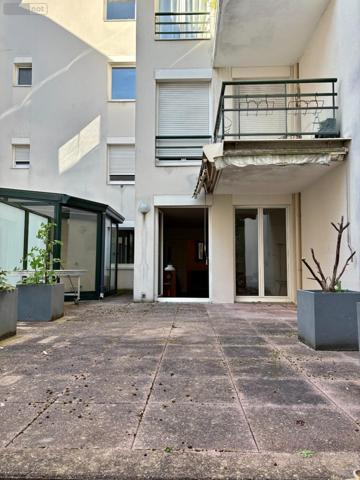 Appartement à vendre à Courbevoie dans les Hauts-de-Seine (92400), ref : Courbevoie - Hôtel de Ville   
Coeur de Ville