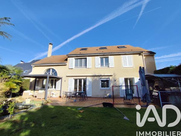 Maison à vendre 7 pièces 179 m² Croissy-sur-Seine