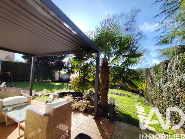 Maison à vendre 7 pièces 179 m² Croissy-sur-Seine