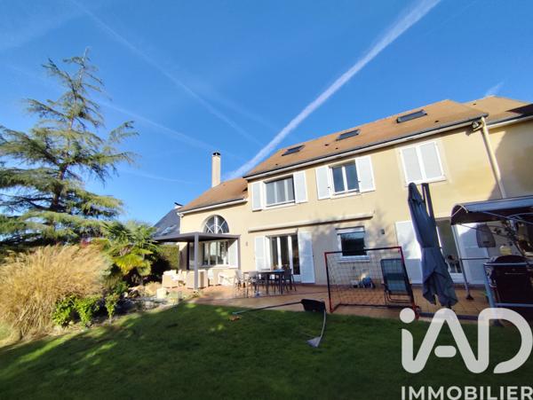 Maison à vendre 7 pièces 179 m² Croissy-sur-Seine