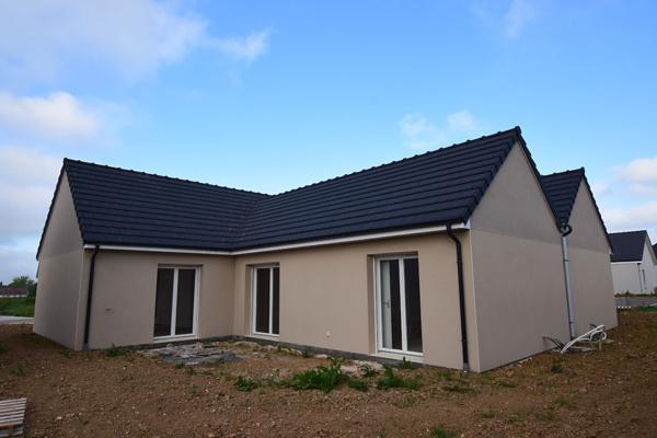 Maison jumelée d'un côté sur la commune de Vitot